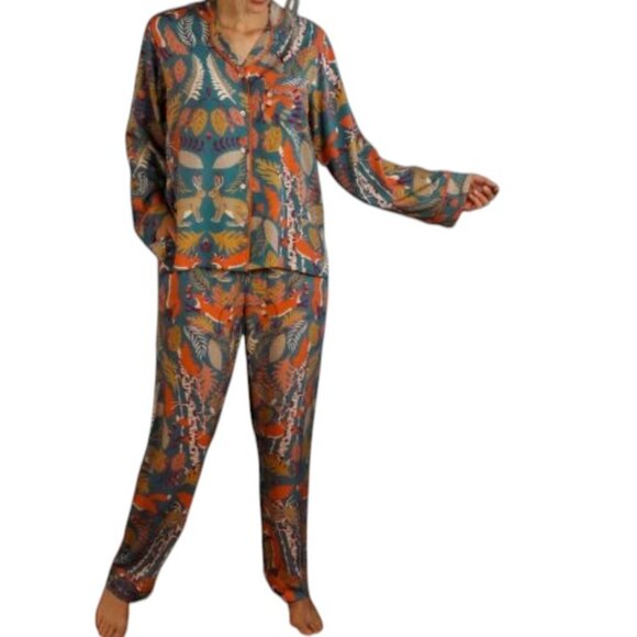 Powder Pajamas Set Colorful Animal Print Pajama Set - Picture 2 of 16